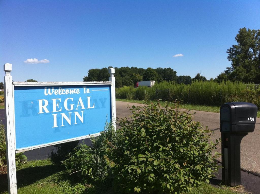 Regal Inn Гіброн Екстер'єр фото