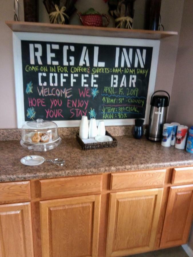 Regal Inn Гіброн Екстер'єр фото
